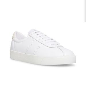 Never been worn Seperga sneaker In the original box. White classic sneaker